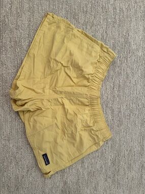 Patagonia Yellow Elastic-Waist Women's Shorts